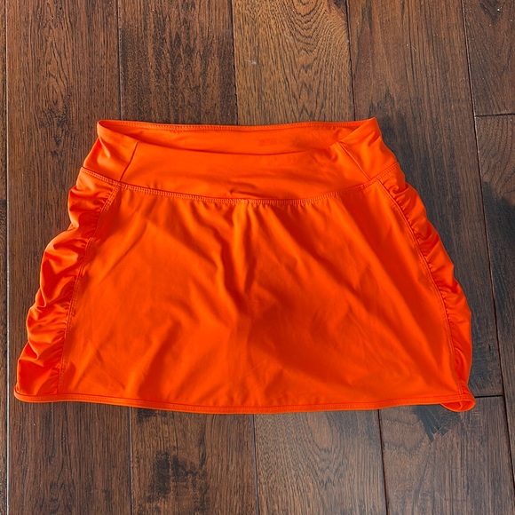 Layer 8 Dresses & Skirts - Layer 8 orange athletic skort, size medium